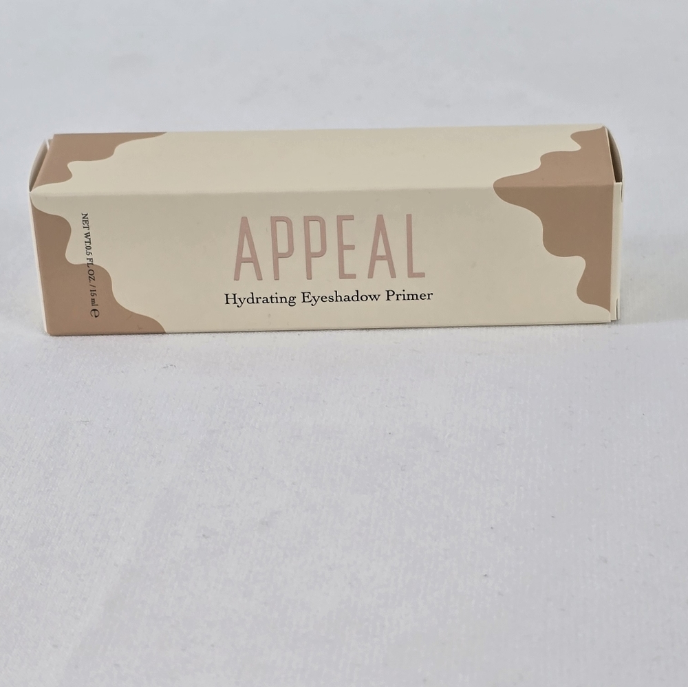 NWT Appeal Hydrating Eyeshadow Primer